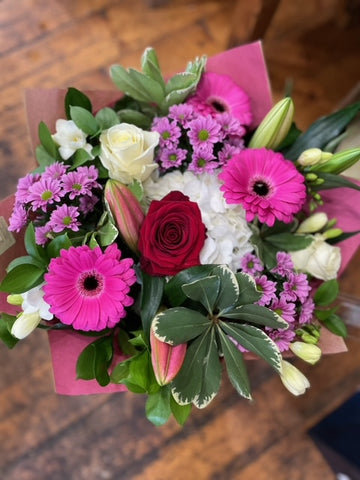 SPECIAL VALENTINES HAND TIED BOUQUET